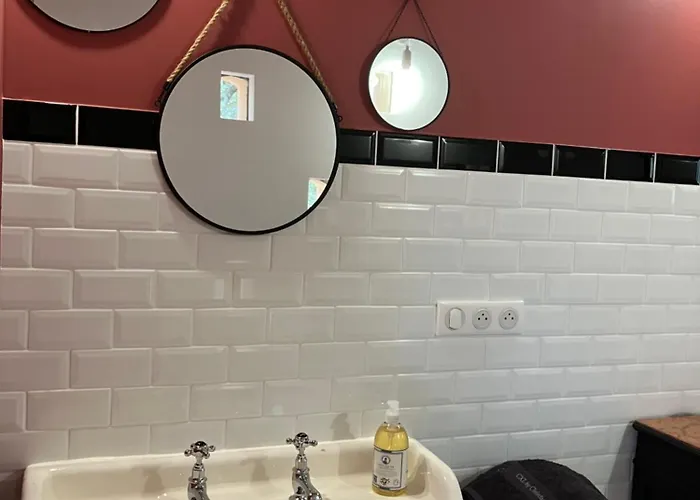 Le Pigeonnier فندق مبيت وإفطار 3*