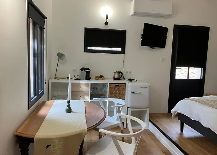 فندق مبيت وإفطار Le Pigeonnier نيم